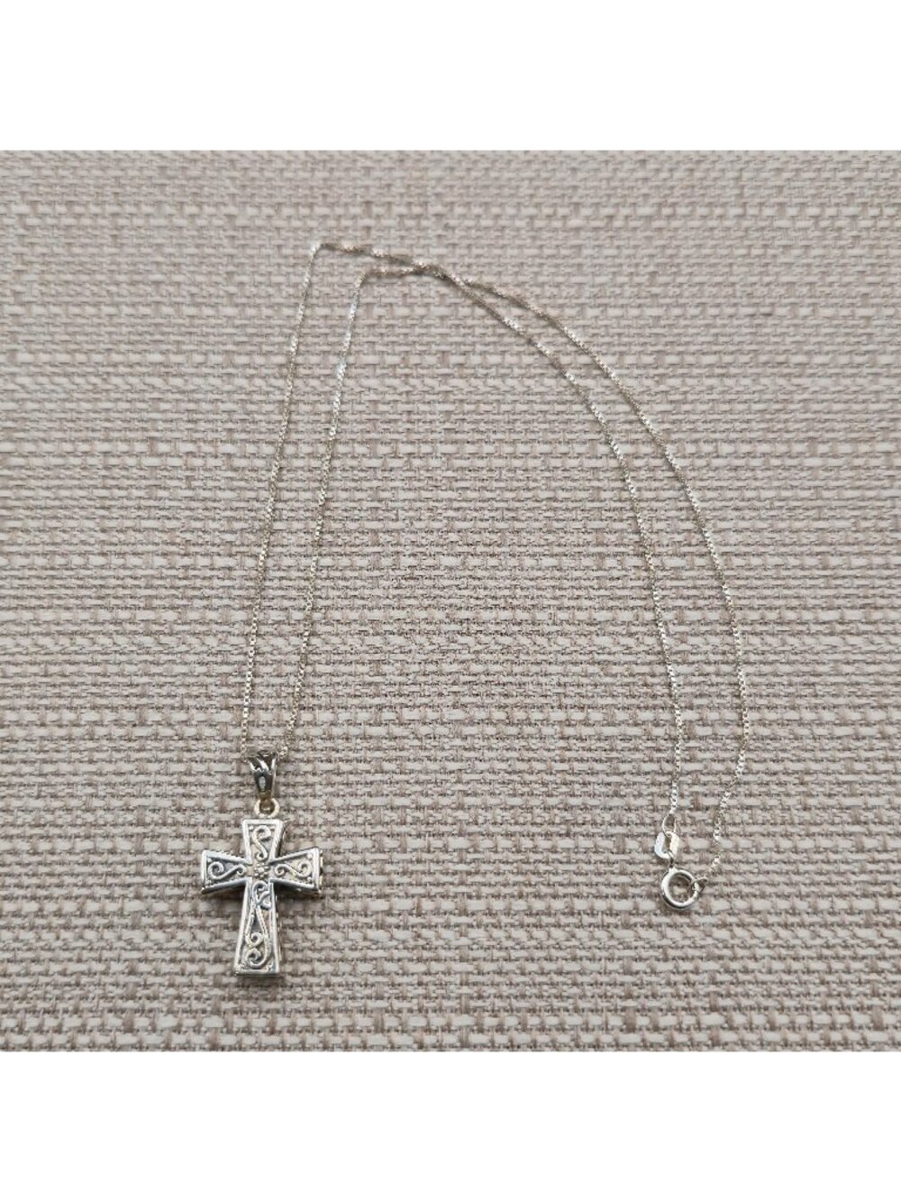 18 Inch Sterling Silver Filigree Poison Locket Cross Pendant Box Chain Necklace